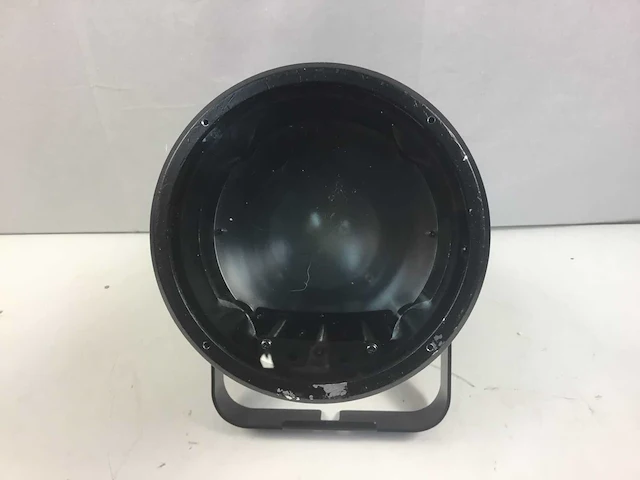 Showtec cob led zoom par 150w ip54 led-par - afbeelding 2 van  4