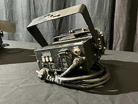 Showtec compact blinder spotlight (3x) - afbeelding 4 van  5