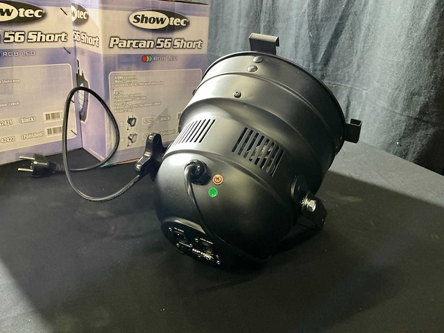 Showtec dmx 56” rgb led-par spotlight (4x) - afbeelding 2 van  4