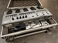 Showtec led-foot 4 dmx controller - incl. flightcase - afbeelding 2 van  3