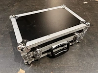 Showtec led-foot 4 dmx controller - incl. flightcase - afbeelding 3 van  3