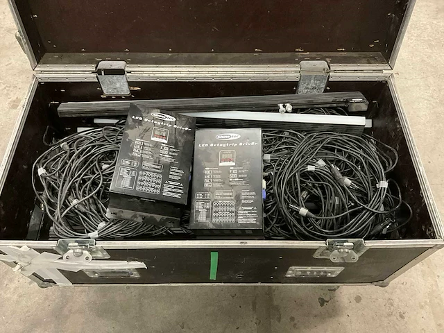 Showtec octo-strip - afbeelding 3 van  4