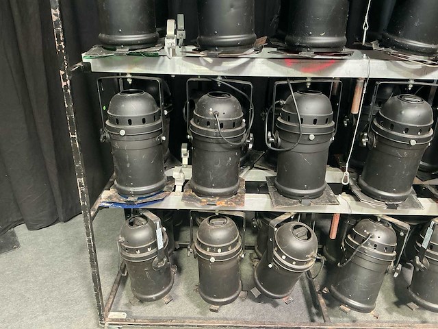 Showtec par 64 par-projector - afbeelding 10 van  23