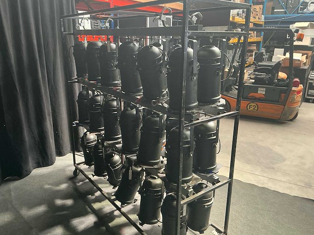 Showtec par 64 par-projector - afbeelding 17 van  23