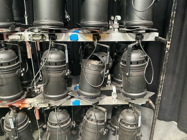 Showtec par 64 par-projector - afbeelding 23 van  23