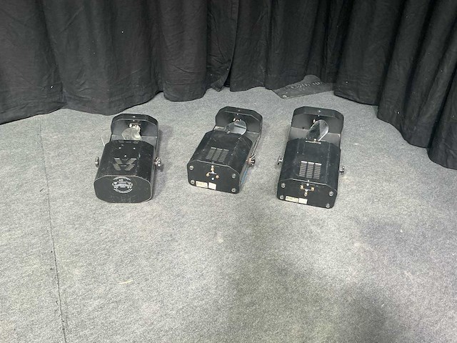 Showtec polarscan scanner andere accessoires voor podia - afbeelding 11 van  18