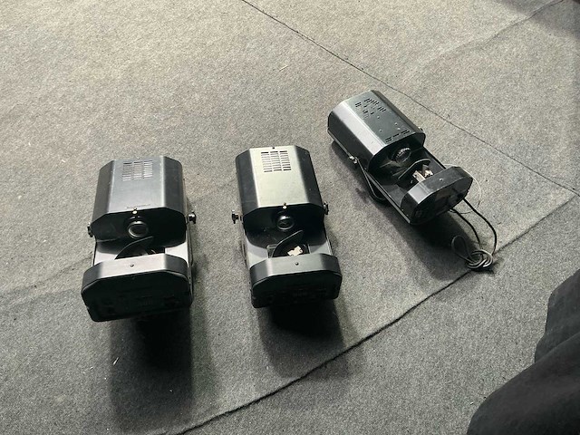 Showtec polarscan scanner andere accessoires voor podia - afbeelding 15 van  18