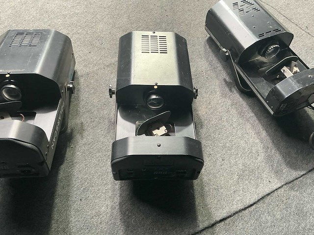 Showtec polarscan scanner andere accessoires voor podia - afbeelding 17 van  18