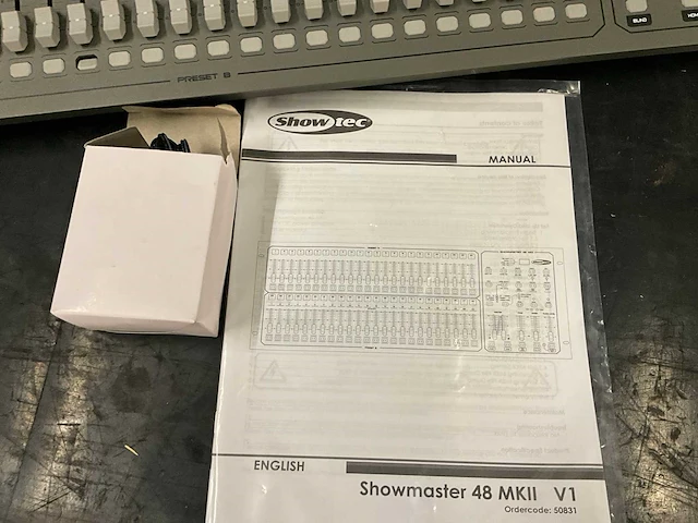 Showtec showmaster 48 mk2 lichtbesturing - afbeelding 5 van  7