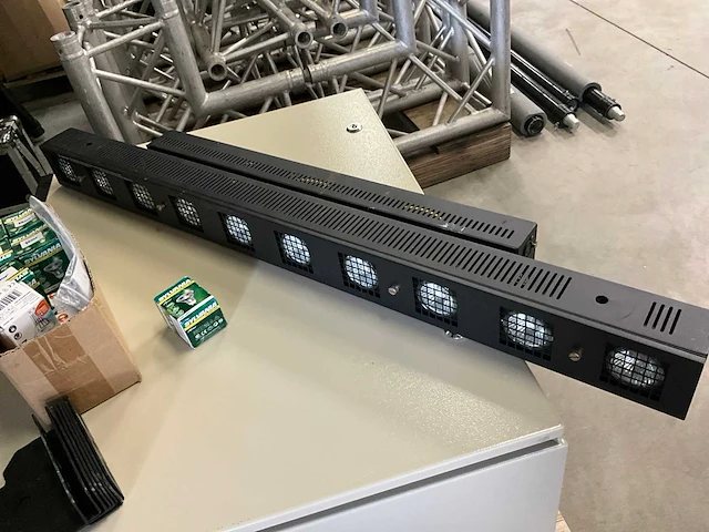 Showtec sunstrips (5x) - afbeelding 1 van  5