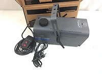 Showtec wtf-f800 800w rookmachine - afbeelding 3 van  6