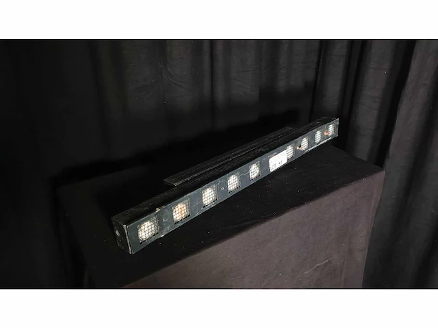 Showtec zonnestrip dmx - afbeelding 2 van  2