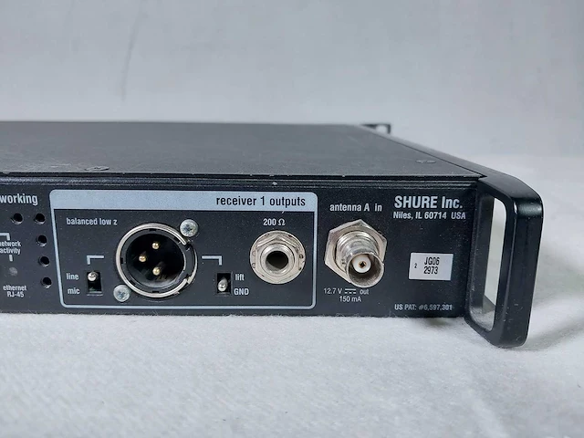Shure uhf receiver ur4d-q5 2-channel (740-814mhz) - afbeelding 7 van  9