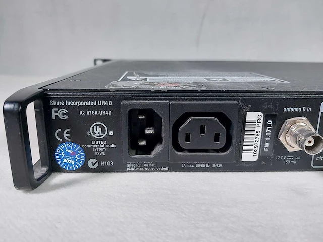 Shure uhf receiver ur4d-q5 2-channel (740-814mhz) - afbeelding 9 van  9