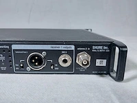 Shure uhf receiver ur4d-q5 2-channel (740-814mhz) - afbeelding 7 van  9