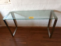 Side table met glazen blad
