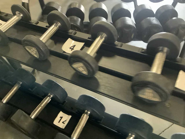 Sidea dumbbell set 2 t/m20kg met pure rek krachtstation - afbeelding 9 van  11