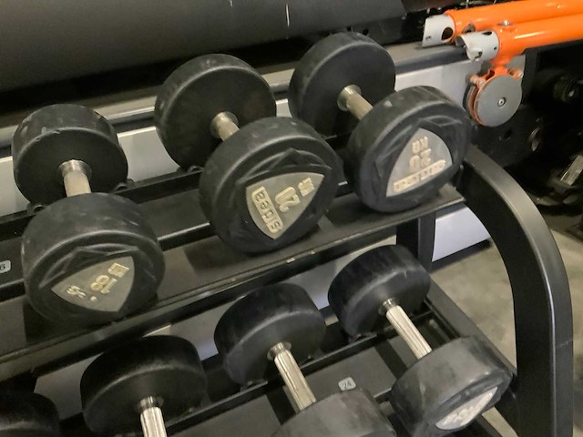 Sidea pu dumbbells 12;14;16;18;20;24;26;28;32kg krachtstation - afbeelding 6 van  9