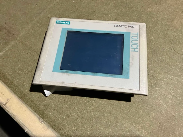 Siemens - tp177b - touch panel - afbeelding 1 van  4
