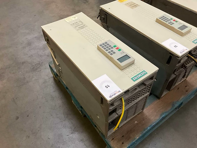 Siemens ac drive simovert vc frequentieregelaar - afbeelding 4 van  6
