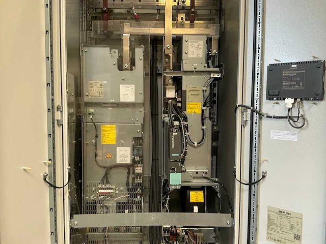 Siemens active line module sinamics s120 cabinet module frequentieregelaar kast - afbeelding 8 van  13