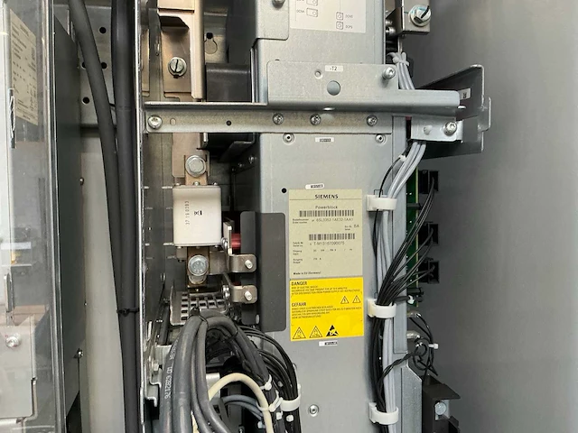 Siemens active line module sinamics s120 cabinet module frequentieregelaar kast - afbeelding 10 van  13