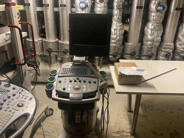 Siemens acuson x300 mobiel echo-apparaat - afbeelding 1 van  5