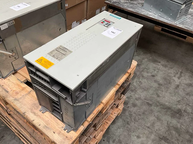 Siemens dc inverter simovert vc frequentieregelaar - afbeelding 1 van  5