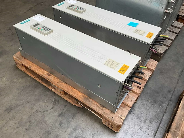 Siemens dc inverter simovert vc frequentieregelaar - afbeelding 2 van  5