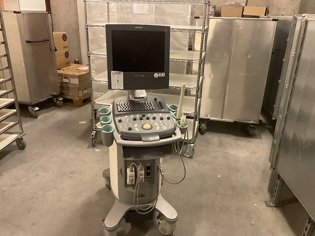 Siemens ecuson x300 mobiel echo-apparaat - afbeelding 1 van  6
