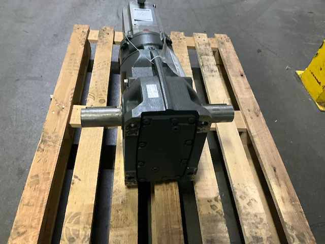 Siemens elektromotor - afbeelding 3 van  5