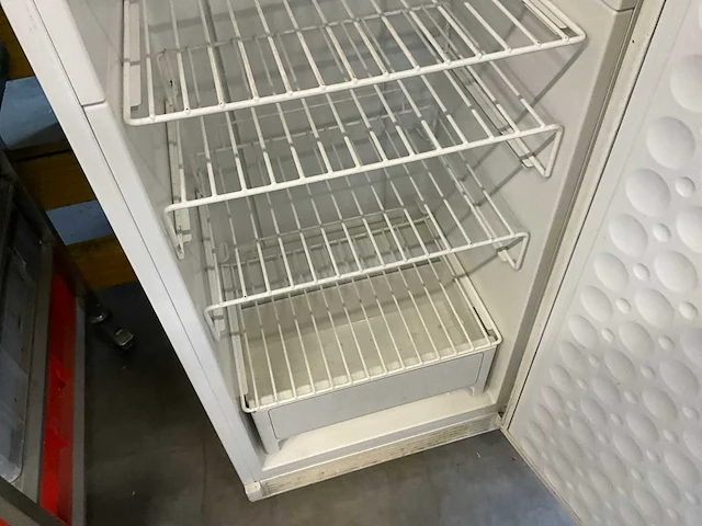 Siemens ks46w00 vriezer - afbeelding 6 van  8