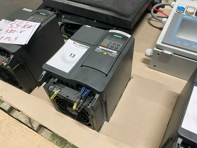Siemens micromaster 430 frequentieregelaar - afbeelding 1 van  3