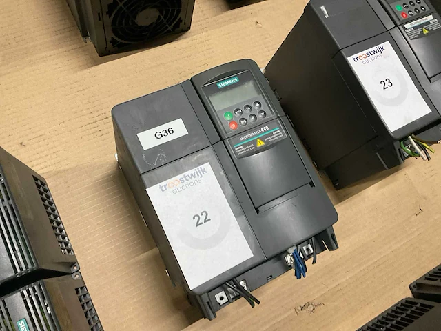 Siemens micromaster 440 frequentieregelaar - afbeelding 2 van  3