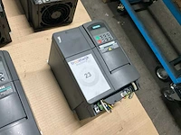 Siemens micromaster 440 frequentieregelaar - afbeelding 1 van  3