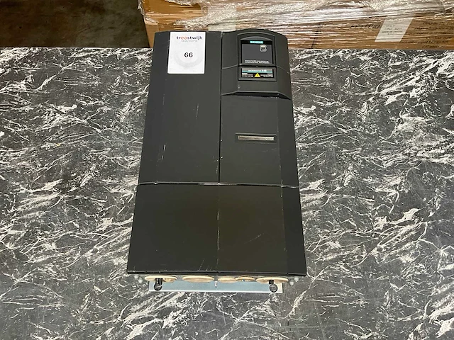 Siemens micromaster 440 frequentieregelaar - afbeelding 2 van  6