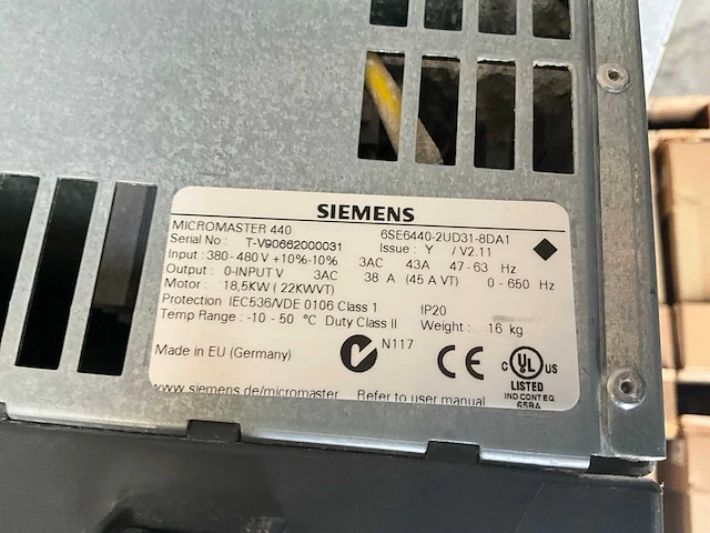 Siemens micromaster 440 frequentieregelaar - afbeelding 6 van  6