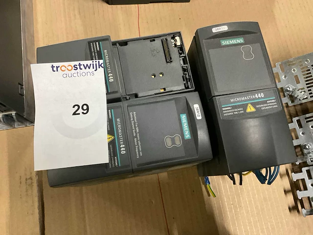 Siemens micromaster 440 frequentieregelaars (3x) - afbeelding 2 van  4