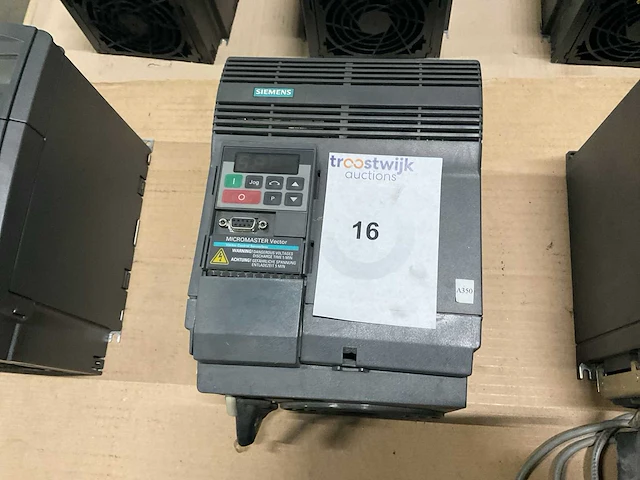 Siemens micromaster vector frequentieregelaar - afbeelding 2 van  3