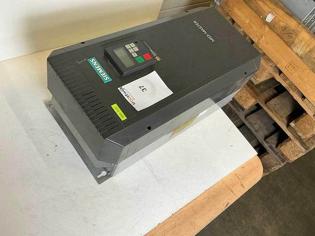 Siemens midi master 6se3123-0dh40 frequentieregelaar - afbeelding 6 van  6