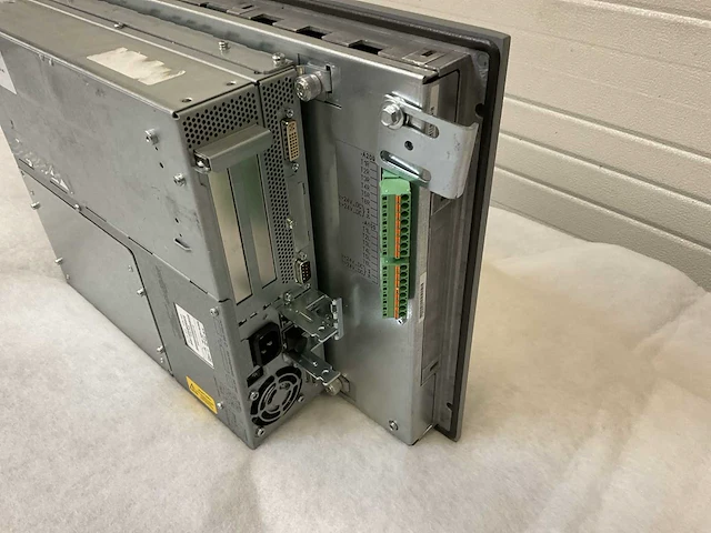 Siemens simatic hmi ipc677c touchpanel - afbeelding 4 van  7