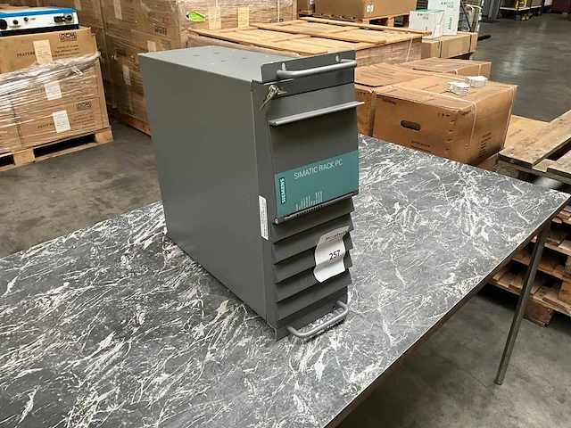 Siemens simatic ipc847c pc rack - afbeelding 2 van  5