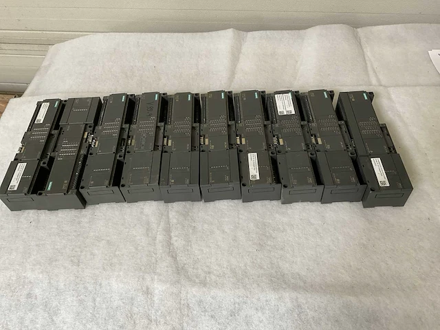 Siemens simatic s7-200 plc module (10x) - afbeelding 1 van  6