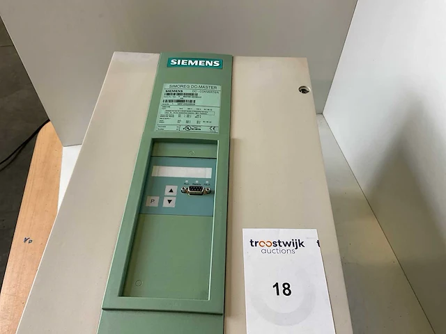 Siemens simoreg dc-master 6ra7081-6dv62-0-z frequentieregelaar - afbeelding 4 van  7