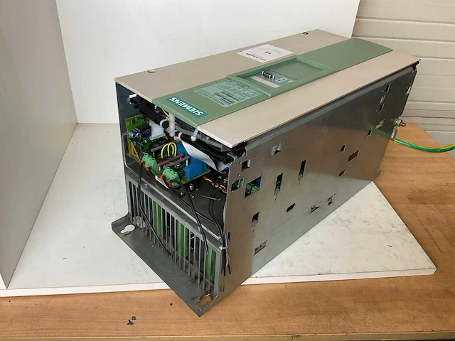 Siemens simoreg dc-master 6ra7081-6dv62-0-z frequentieregelaar - afbeelding 7 van  7