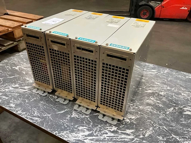 Siemens simovert 6se7016-2fb87-1fd0 drive (4x) - afbeelding 4 van  7