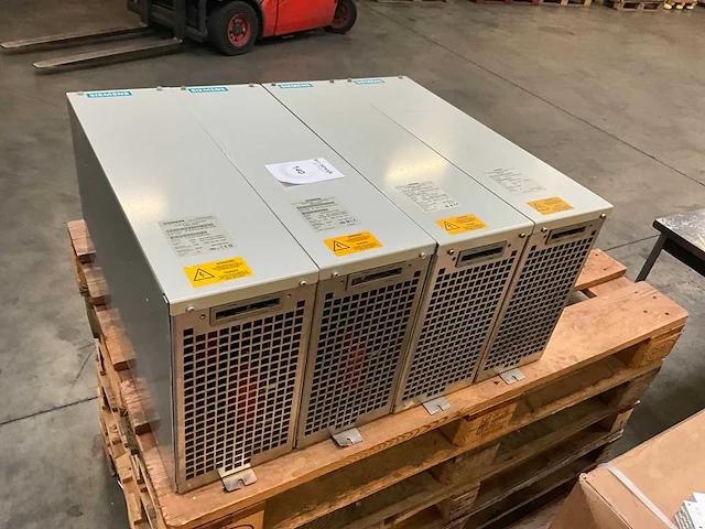 Siemens simovert drive (4x) - afbeelding 1 van  6