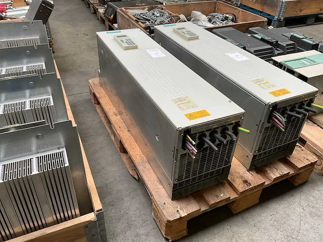 Siemens simovert vc 6se7031-0te60-z frequentieregelaar / ac drive - afbeelding 1 van  6