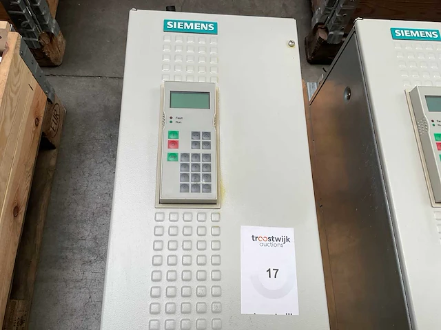 Siemens simovert vc 6se7031-0te60-z frequentieregelaar / ac drive - afbeelding 4 van  6