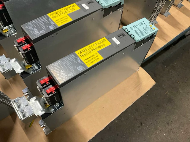 Siemens sinamics 2x5a double motor module - afbeelding 1 van  3
